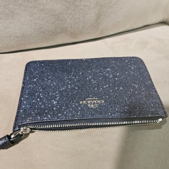 NWOT Coach Star Glitter Blue Wristlet - Picture 2 of 3
